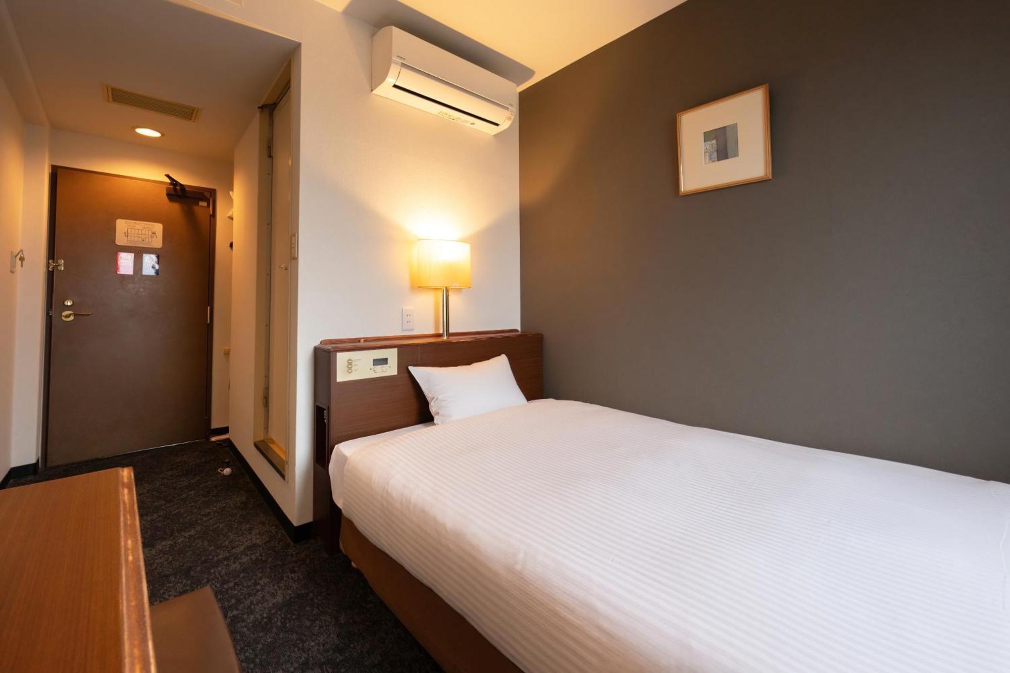 Omura Central Hotel Eksteriør bilde