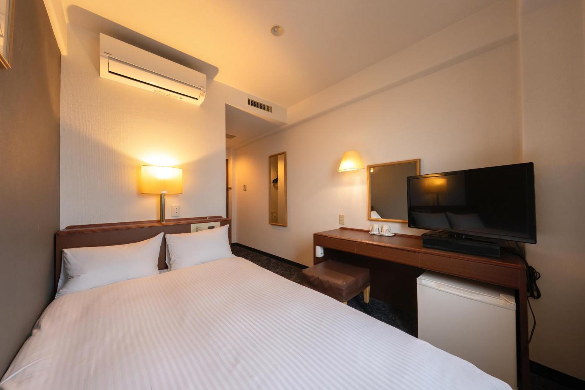 Omura Central Hotel Eksteriør bilde