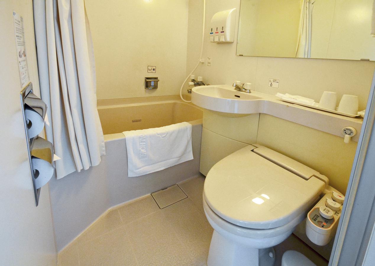 Omura Central Hotel Eksteriør bilde